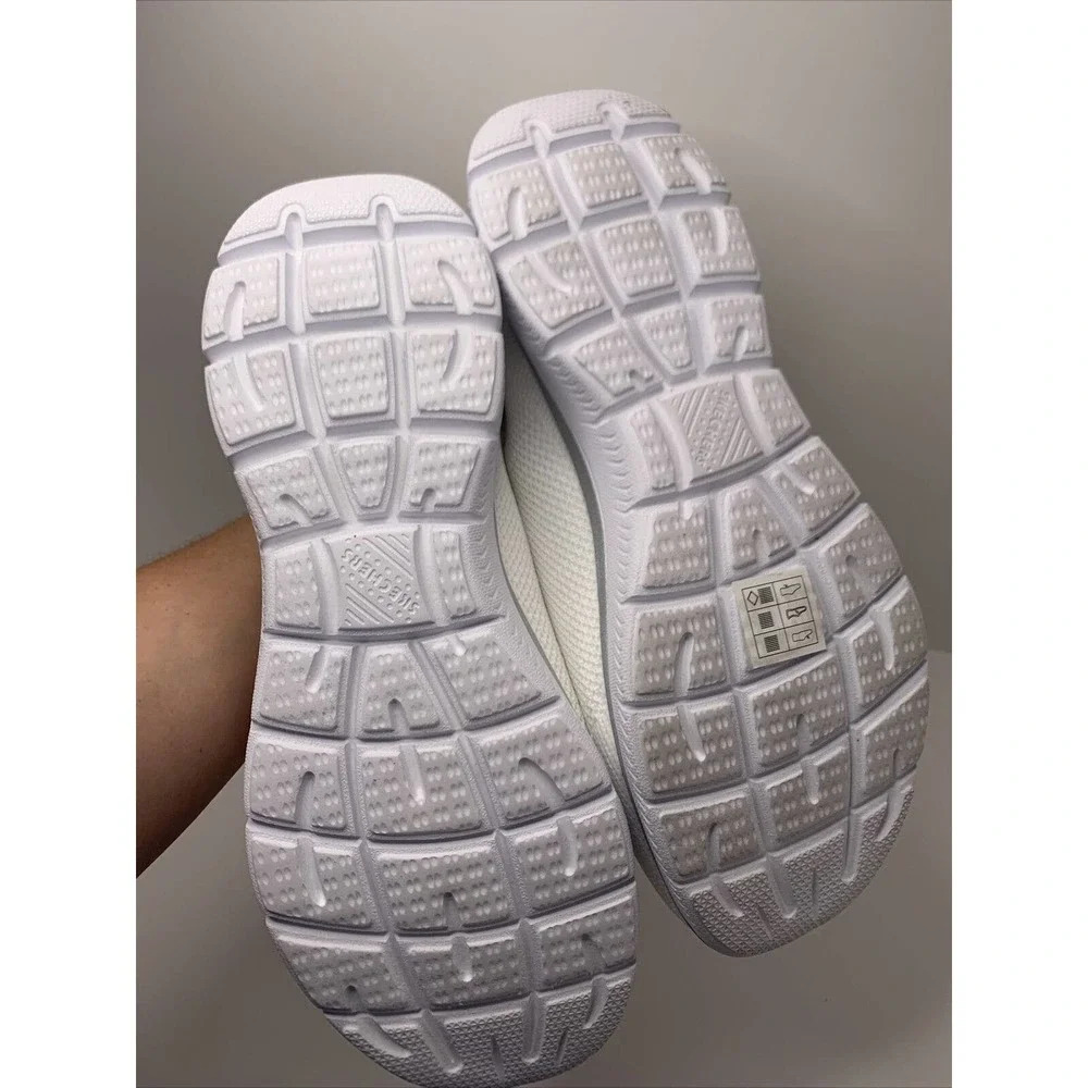 Skechers Women's Gratis-Strolling Sneaker, White/Silver, WIDE FIT, NEW 9.5 - Picture 3 of 6